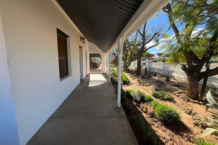 4 Bedroom Property for Sale in Steytlerville Eastern Cape